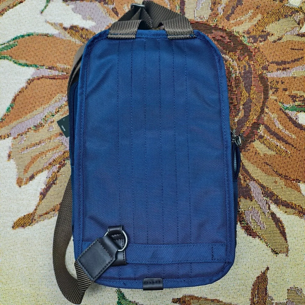 🌺Tumi Alpha Bravo Monterey Sling Bag